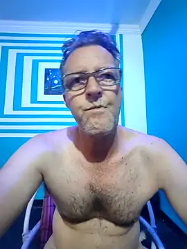 Snapshot of itsmeyes69 chatting on January 23, 9:18 pm itsmeyes69 online show from January 23, 9:18 pm