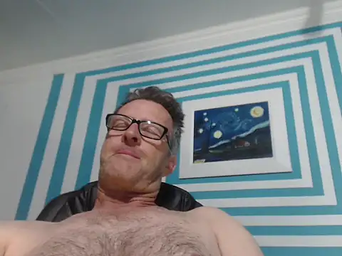 Snapshot of itsmeyes69 chatting on October 14, 8:16 pm itsmeyes69 online show from October 14, 8:16 pm