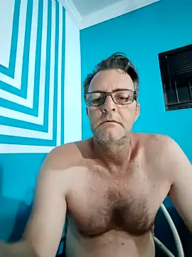 Snapshot of itsmeyes69 chatting on January 11, 8:54 pm itsmeyes69 online show from January 11, 8:54 pm