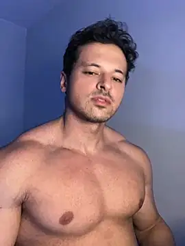 Snapshot of Lucasfit24 chatting on February 4, 11:38 pm Lucasfit24 online show from February 4, 11:38 pm