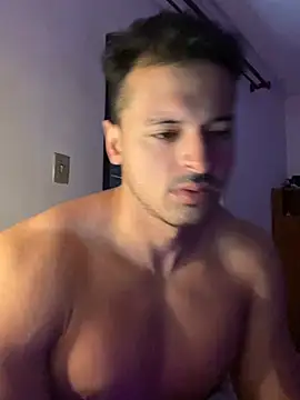 Snapshot of Lucasfit24 chatting on March 7, 11:51 am Lucasfit24 online show from March 7, 11:51 am