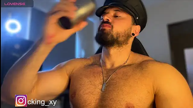 Snapshot of Lucasfit24 chatting on October 5, 3:16 pm Lucasfit24 online show from October 5, 3:16 pm
