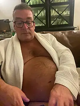 MountJohnXL online show from May 26, 11:01 pm