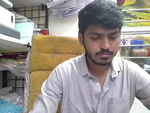 cute modell online show from October 9, 12:21 pm