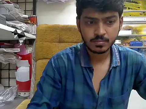 cute modell online show from October 3, 12:21 pm