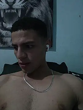 dany hardy online show from November 13, 3:55 am