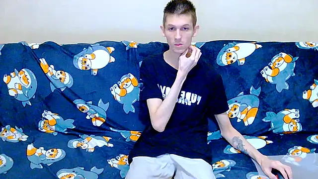 Lester Broo online show from December 2, 7:06 pm