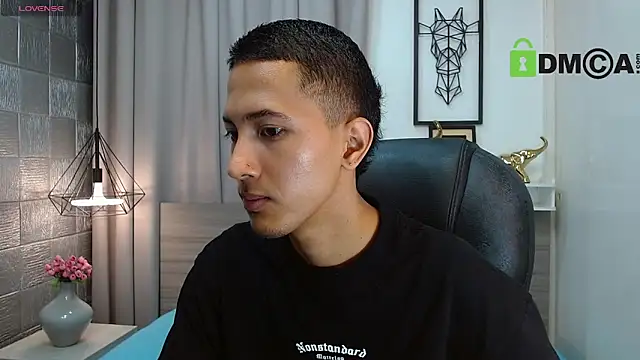 HarolddXL online show from April 22, 6:45 pm