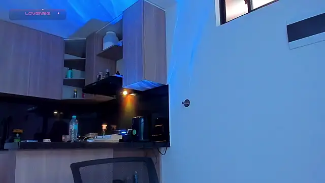 austinoficial online show from May 22, 9:31 pm