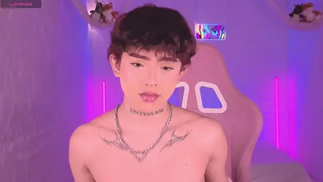 Evan Hunter online show from November 5, 3:03 pm