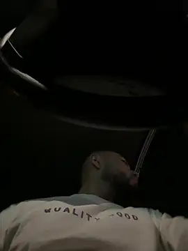 arturguy00 online show from February 23, 9:55 am