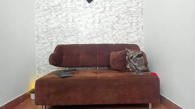 Snapshot of Thomass_conor chatting on January 25, 4:46 pm Thomass conor online show from January 25, 4:46 pm