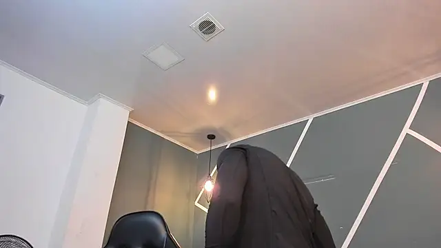 bruno cavalli online show from April 23, 5:15 pm