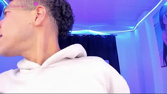 Ethan Boyy online show from June 6, 6:03 pm