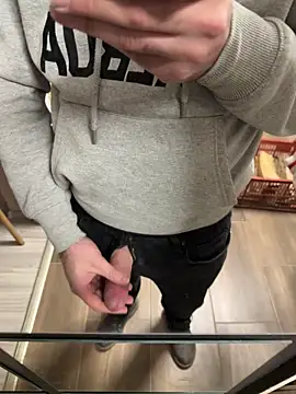 Klaus298 online show from December 16, 3:30 pm