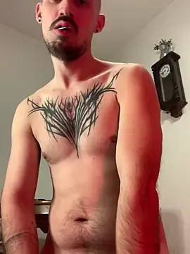 Snapshot of AssHunter4k chatting on March 8, 6:03 pm AssHunter4k online show from March 8, 6:03 pm