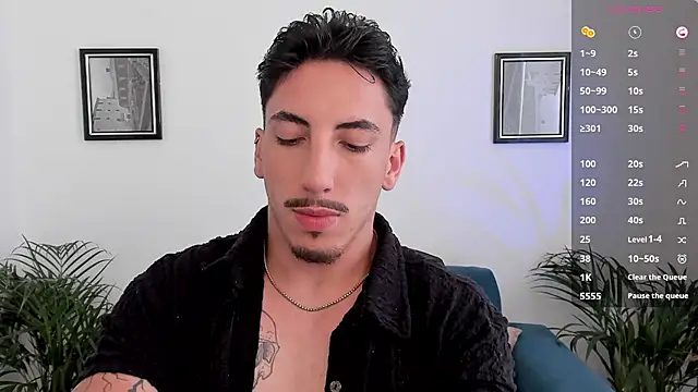 Snapshot of dylanspencer28 chatting on March 13, 9:16 pm dylanspencer28 online show from March 13, 9:16 pm
