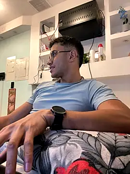 Thonny-becker online show from November 21, 11:15 pm