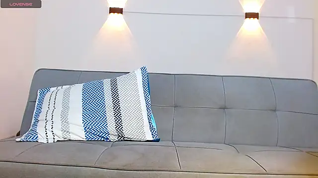 Tylerdrdn online show from November 24, 1:28 am