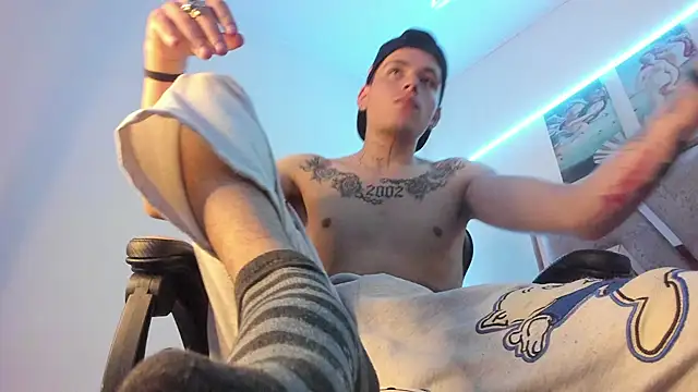 bigragna  online show from January 27, 3:26 am