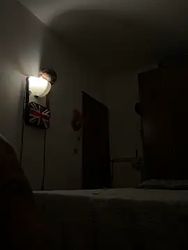 Snapshot of tony51753 chatting on October 28, 7:05 pm tony51753 online show from October 28, 7:05 pm