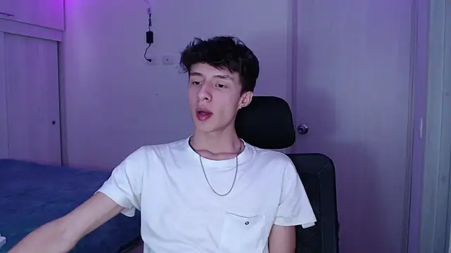 Juanmres online show from April 13, 2:18 pm