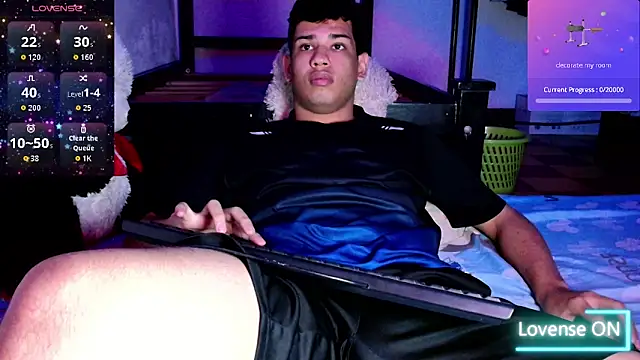 Santiago-Thompson online show from April 25, 7:55 pm