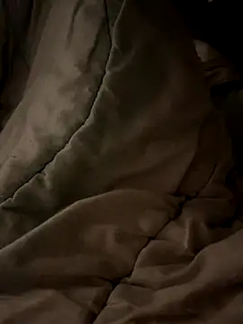 Snapshot of Damaskuspop932 chatting on October 29, 10:29 am Damaskuspop932 online show from October 29, 10:29 am