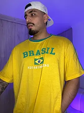 LeandroRusso online show from September 9, 2:44 am