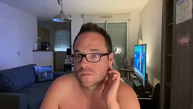Snapshot of Funnyjul31 chatting on September 12, 5:35 pm Funnyjul31 online show from September 12, 5:35 pm