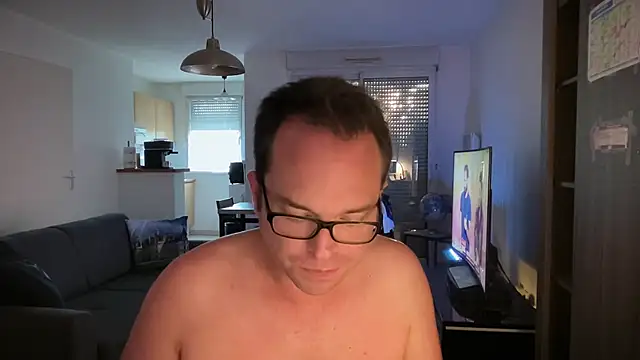 Snapshot of Funnyjul31 chatting on September 29, 4:58 pm Funnyjul31 online show from September 29, 4:58 pm