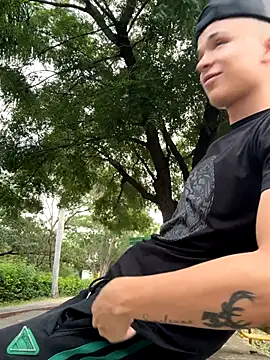 arevalo1124 online show from November 11, 9:42 pm