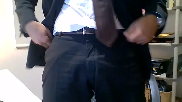 66MA69 online show from July 22, 2:53 pm