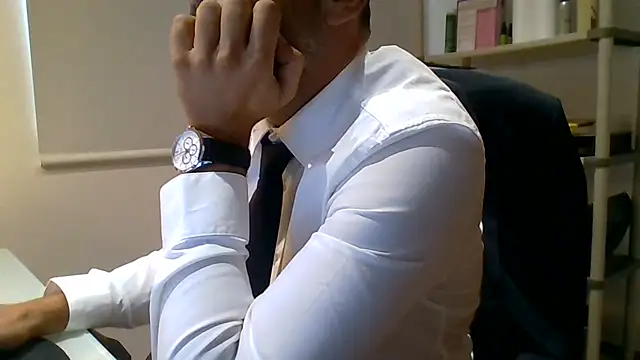 66MA69 online show from July 28, 2:13 pm