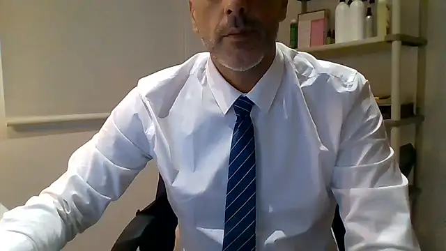 66MA69 online show from July 29, 6:45 am