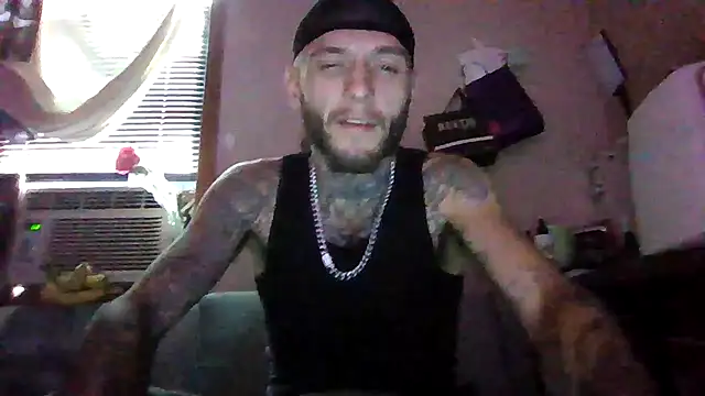 Snapshot of cruz815 chatting on September 24, 9:24 pm cruz815 online show from September 24, 9:24 pm
