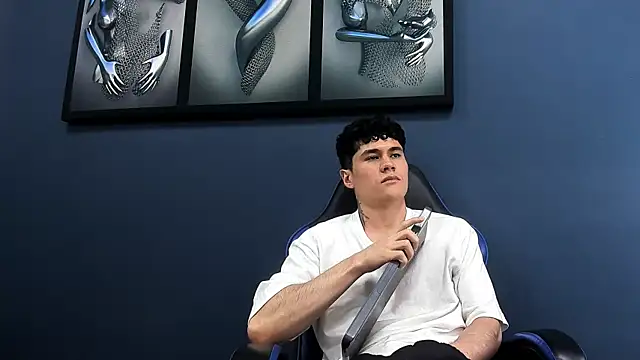 Snapshot of roan_birkin chatting on October 9, 9:31 pm roan birkin online show from October 9, 9:31 pm