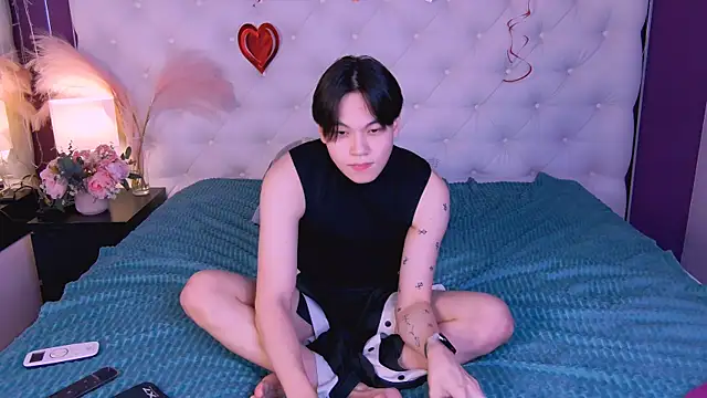 Snapshot of just_gay_ chatting on March 3, 5:18 am just gay online show from March 3, 5:18 am