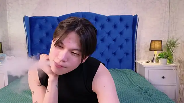 Snapshot of just_gay_ chatting on March 6, 11:31 pm just gay online show from March 6, 11:31 pm