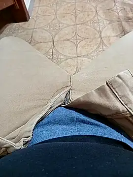 NAvoglia online show from April 28, 12:27 am