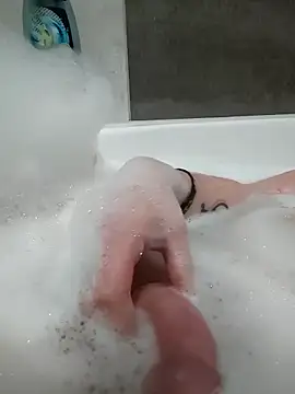 bouraktom6 online show from March 5, 6:04 pm