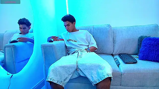 papi hotxx online show from February 17, 3:58 am