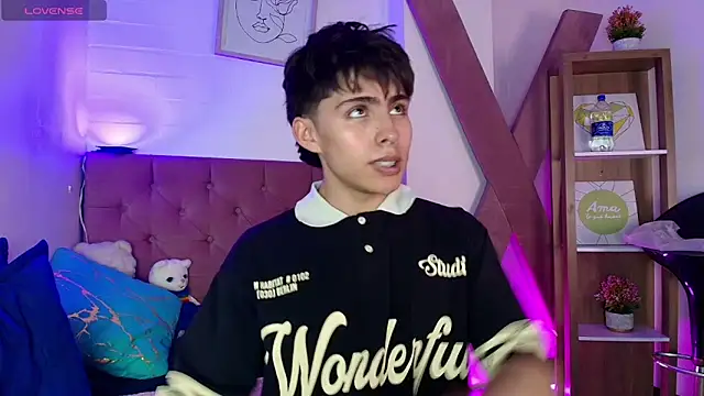 Snapshot of PepperTwink chatting on September 29, 4:25 pm PepperTwink online show from September 29, 4:25 pm