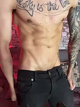Walker Thomas1 online show from March 16, 8:32 pm