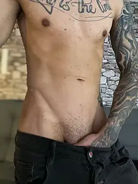 Walker Thomas1 online show from February 16, 7:38 pm