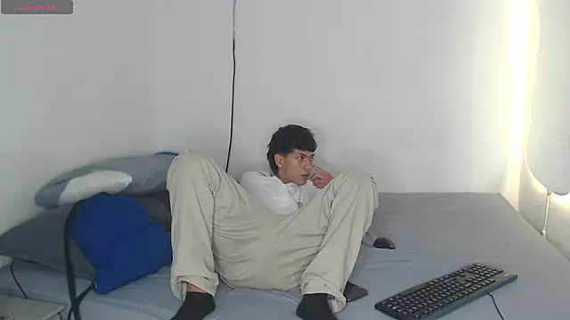 Snapshot of the_murderer chatting on March 22, 5:39 am the murderer online show from March 22, 5:39 am