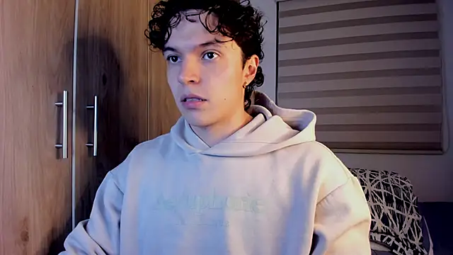 Mastrangelo xxx online show from February 7, 4:19 am