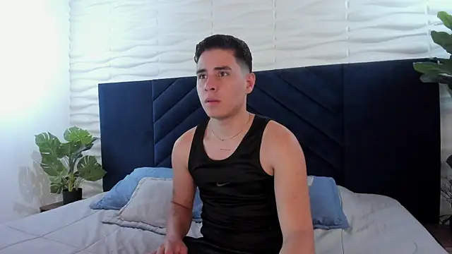 Snapshot of Gabriell_ramirez chatting on March 18, 3:56 am Gabriell ramirez online show from March 18, 3:56 am