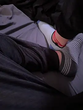 Izzzy21 online show from November 7, 6:28 am