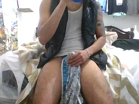 Snapshot of dickman10 chatting on September 12, 2:28 pm dickman10 online show from September 12, 2:28 pm
